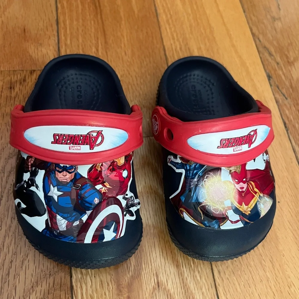 Crocs Marvel Avengers Kids Clogs Sandals‎ Size C 4